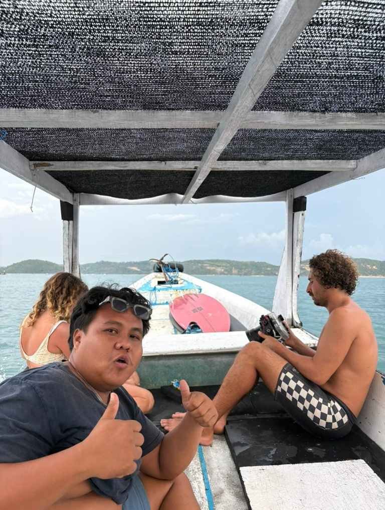 Surf lessons Gerupuk